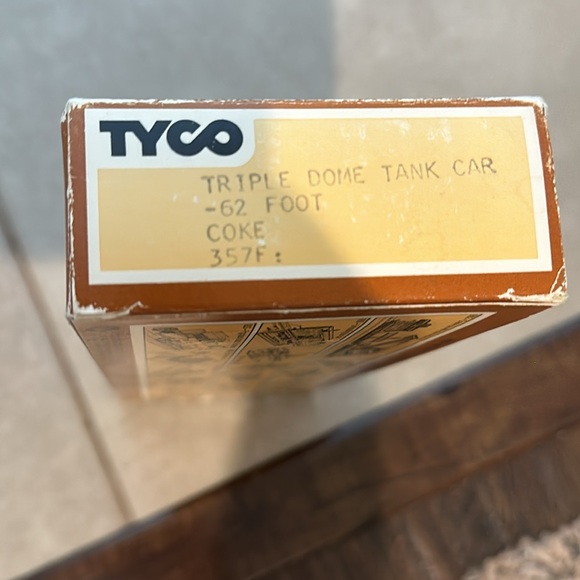 Vintage Tyco HO Scale Coca Cola Triple Dome Tank Car - Picture 5 of 5
